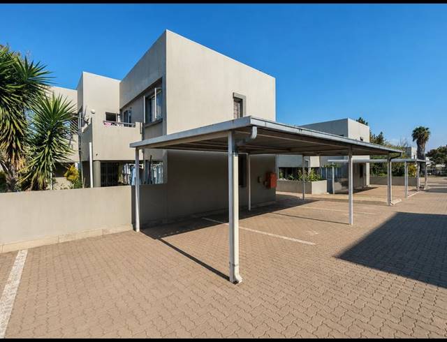 3 BEDROOM APARTMENT FOR SALE IN VORNA VALLEY
